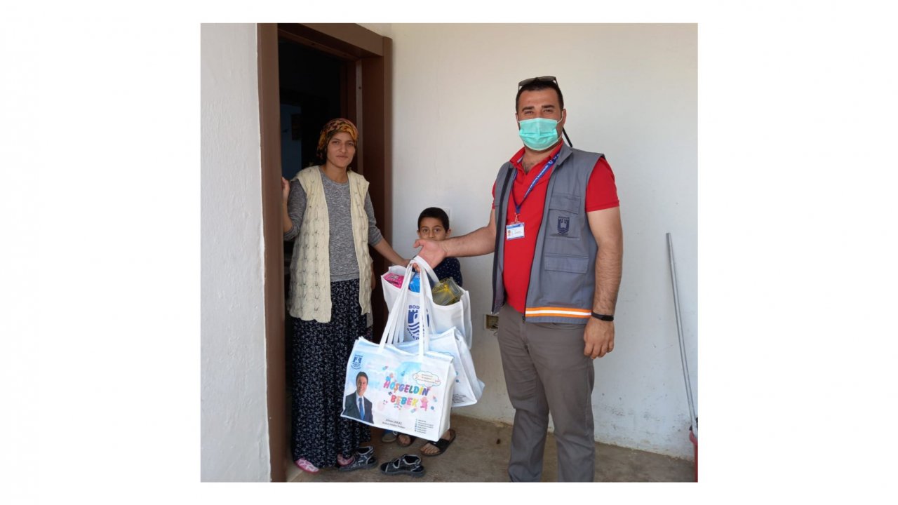 İhtiyaç sahiplerine gıda paketi dağıtıldı