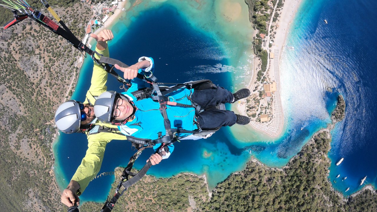 Engelli çocukların yamaç paraşütü hayali Fethiye'de gerçek oldu