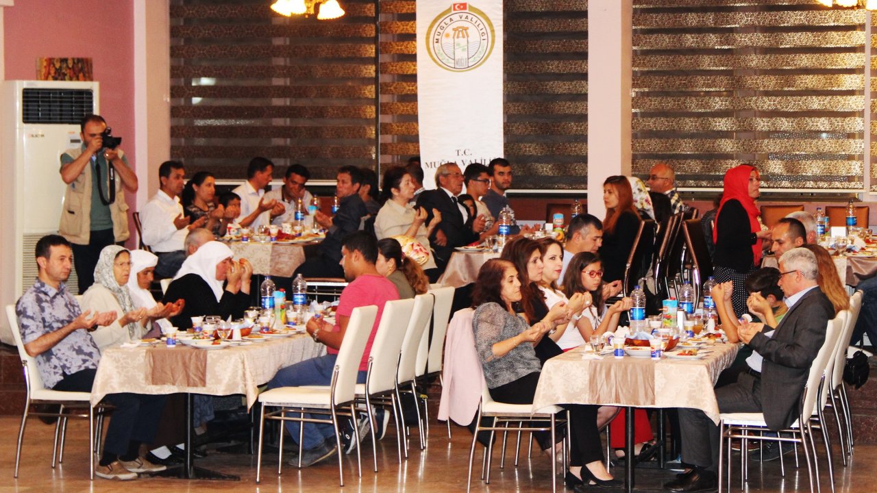 ŞEHİT YAKINLARI VE GAZİLERE İFTAR