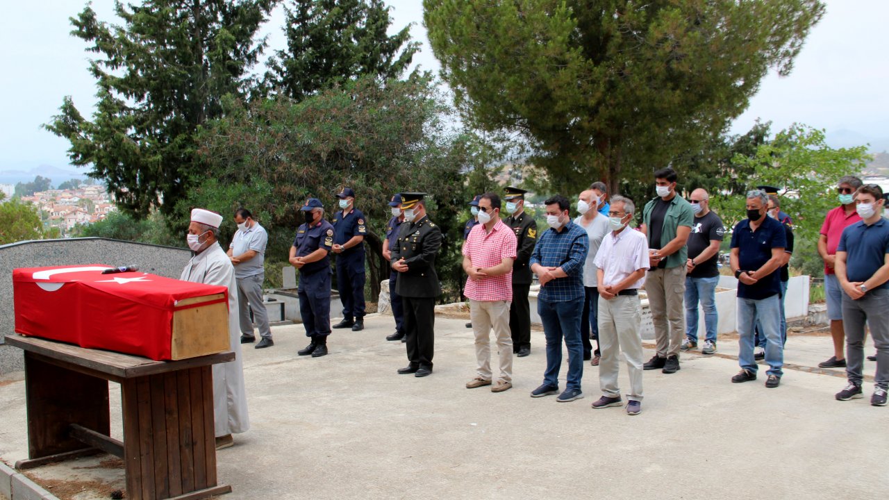Kıbrıs gazisi son yolculuğuna uğurlandı