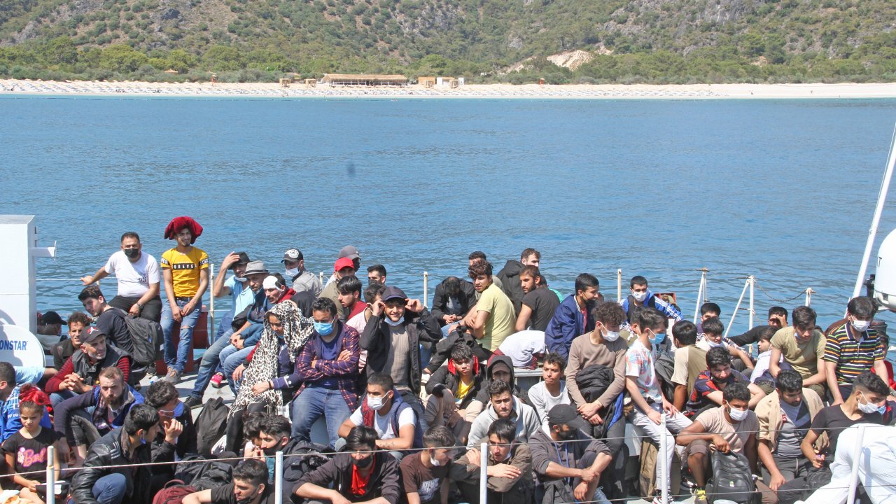 97 düzensiz göçmen yakalandı