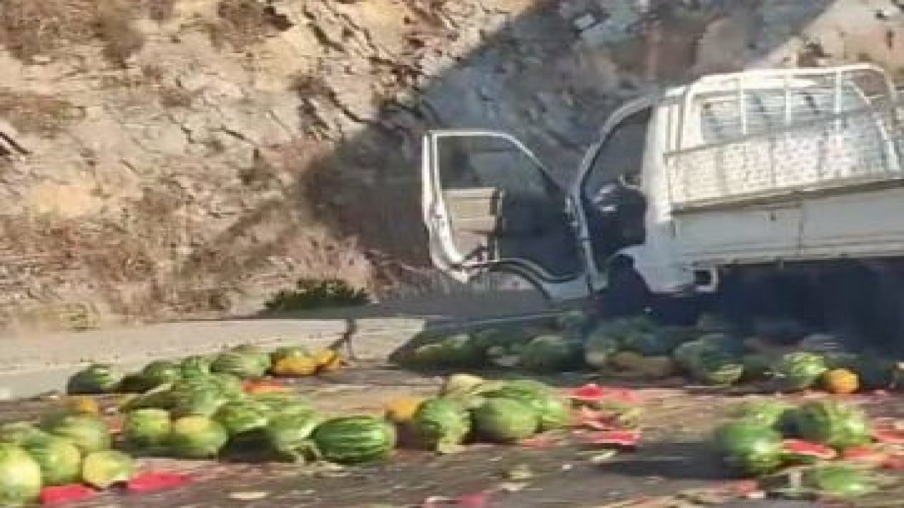 Karpuzlar yola saçıldı
