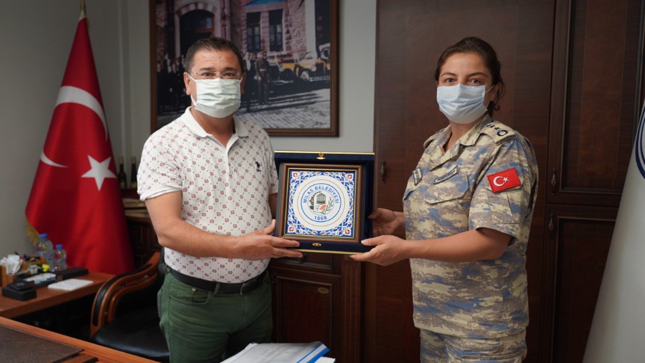 DEMİRYAKAN’DAN VEDA ZİYARETİ