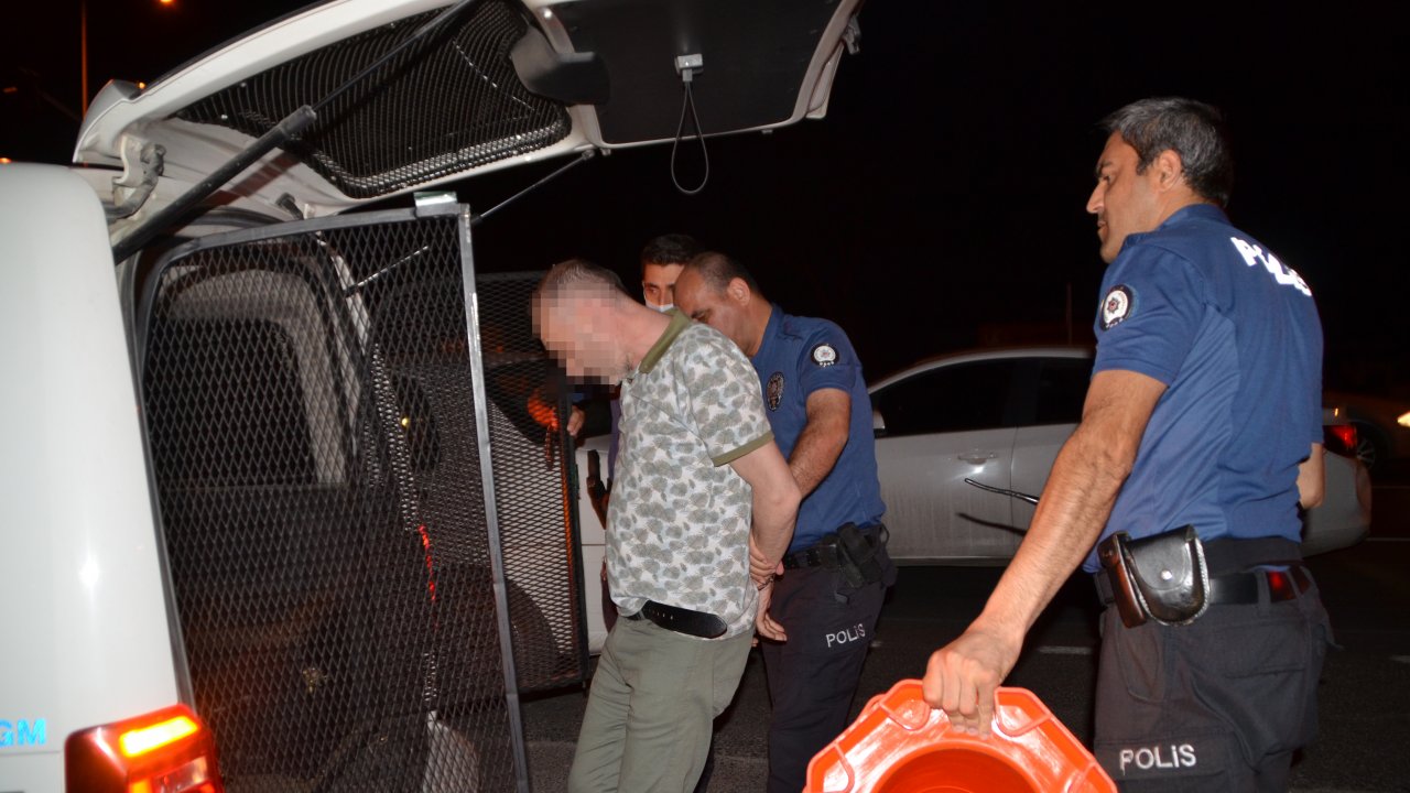 Polis memurunu şehit eden şüphelilerle bağlantılı oldukları iddiasıyla 2 kişi yakalandı