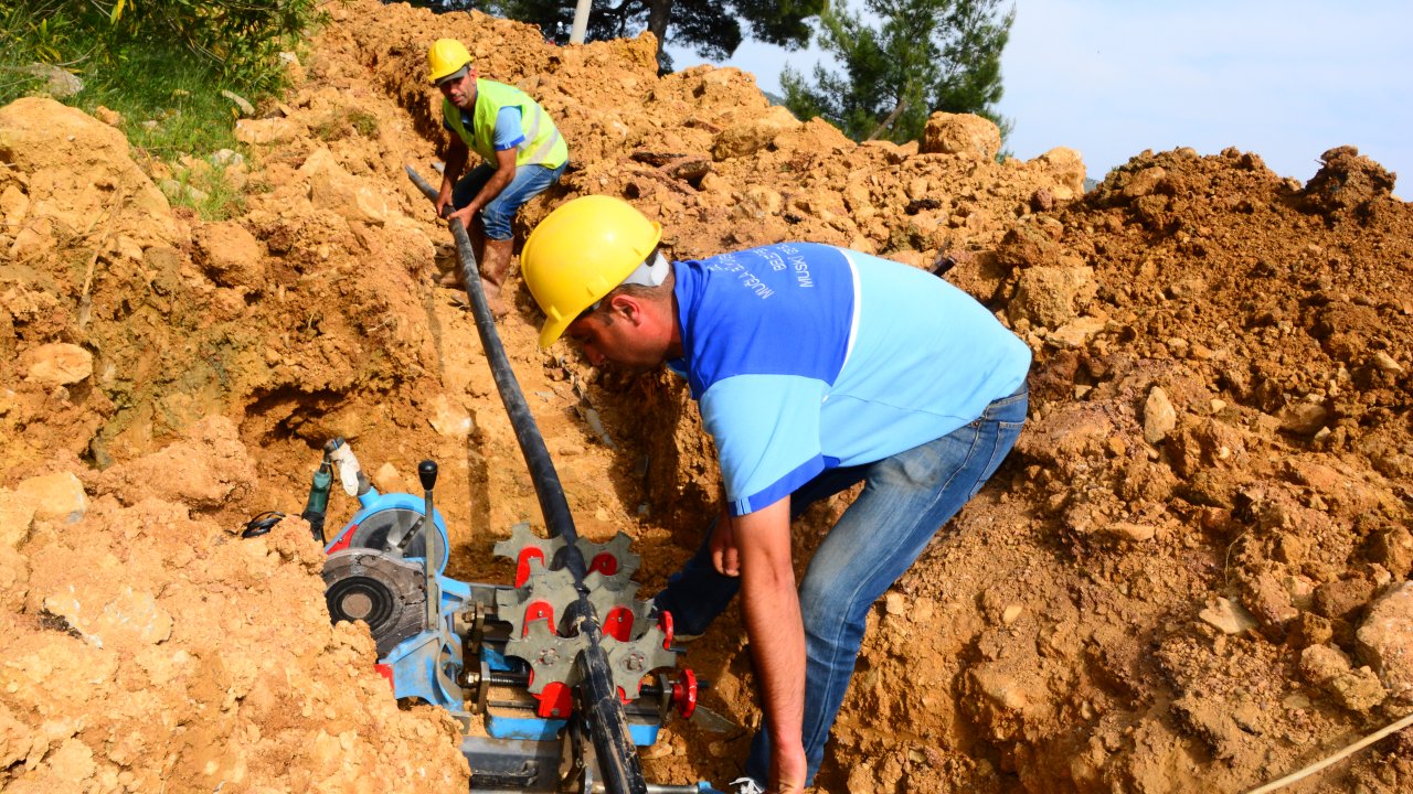 Menteşe Merkez ve Bayır Mahallesi’ne Yeni Su Kaynağı