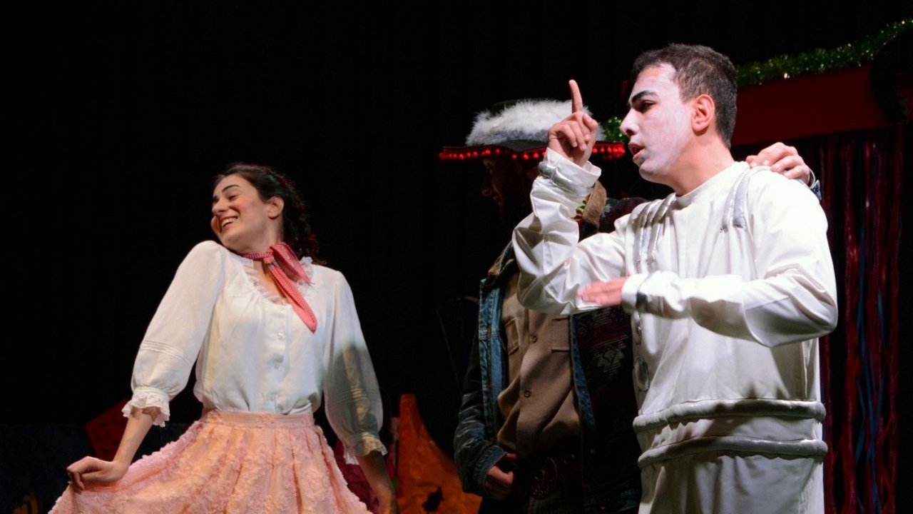 Tiyatro gösterileri açık havada yapılacak