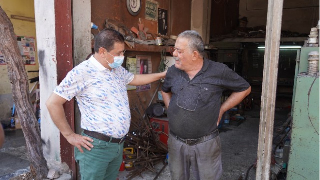 Başkan Tokat esnafları ziyaret etti