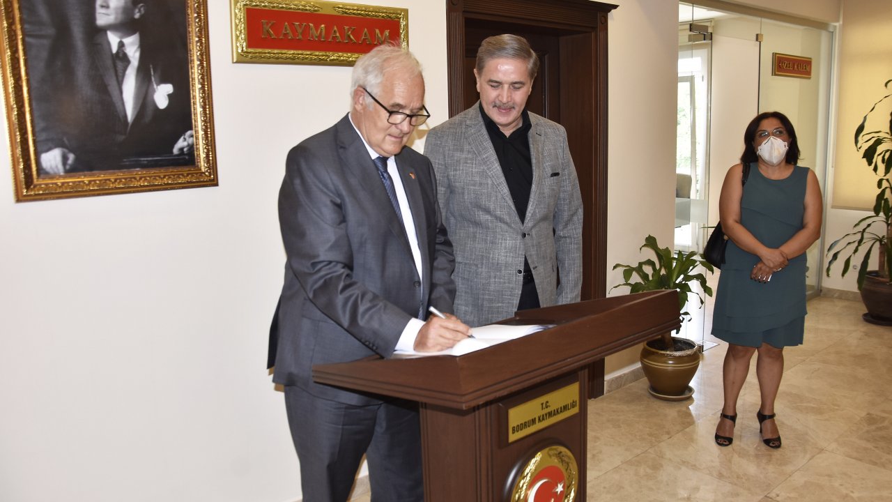 Detlev Wolter, Bodrum Kaymakamı Bekir Yılmaz'ı ziyaret etti