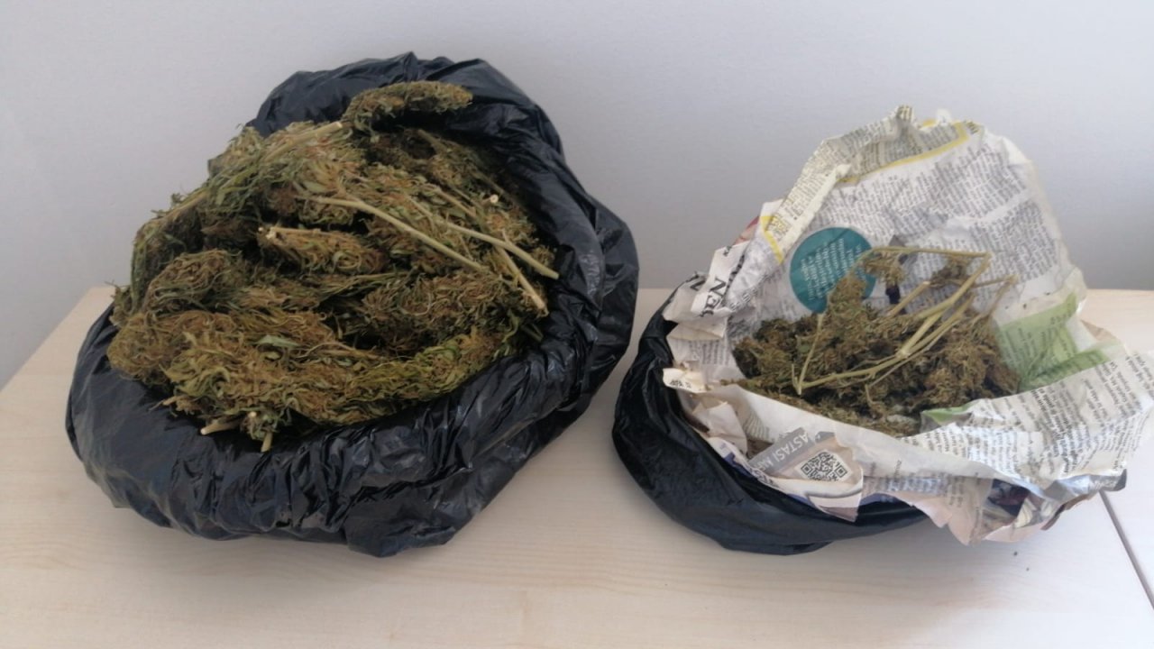 Fethiye'de uyuşturucu ele geçirilen motosikletin sürücüsü gözaltına alındı