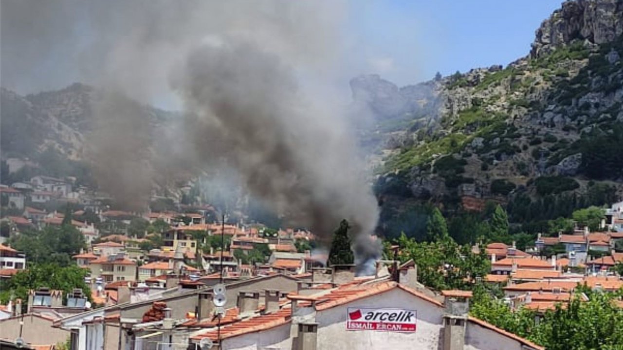 SON DAKİKA- Menteşe'de ev yangını