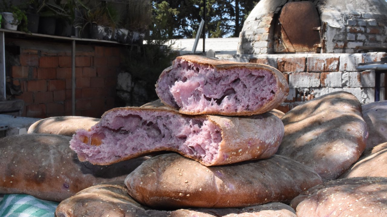 Kırmızı patatesin ekmeğini, tatlısını, makarnasını yaptılar