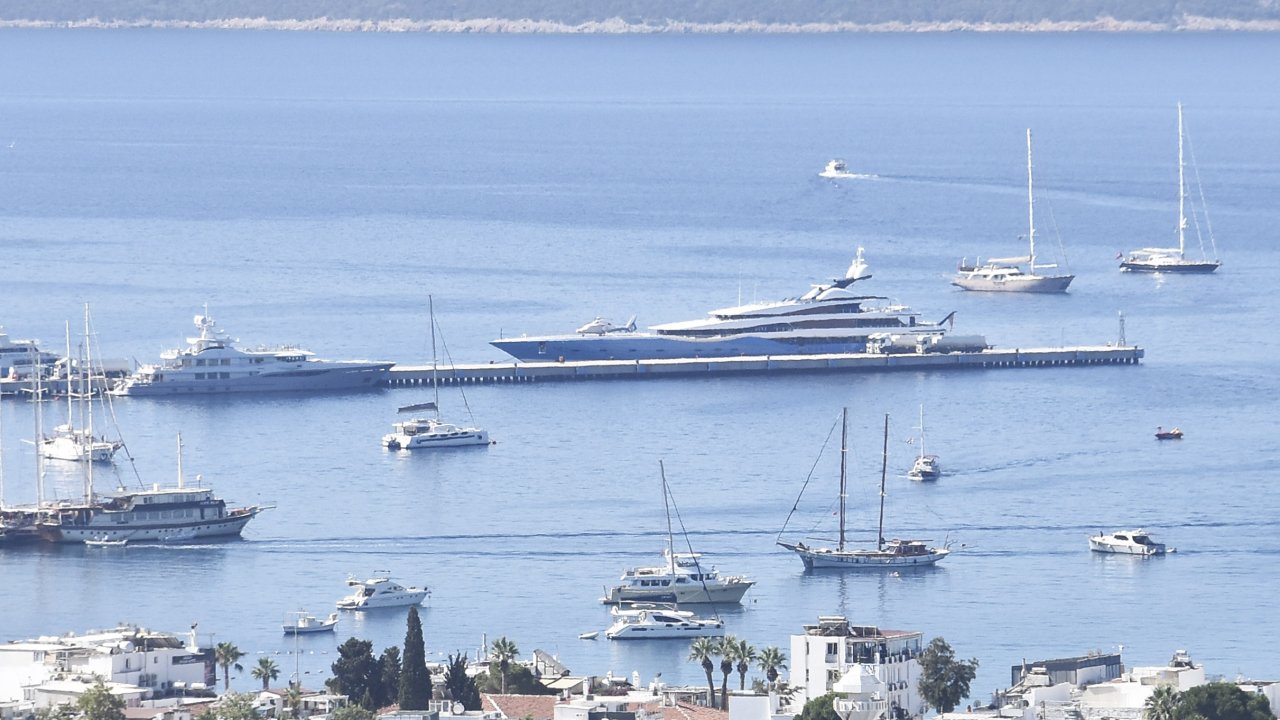 Bodrum mega yatları ağırlıyor