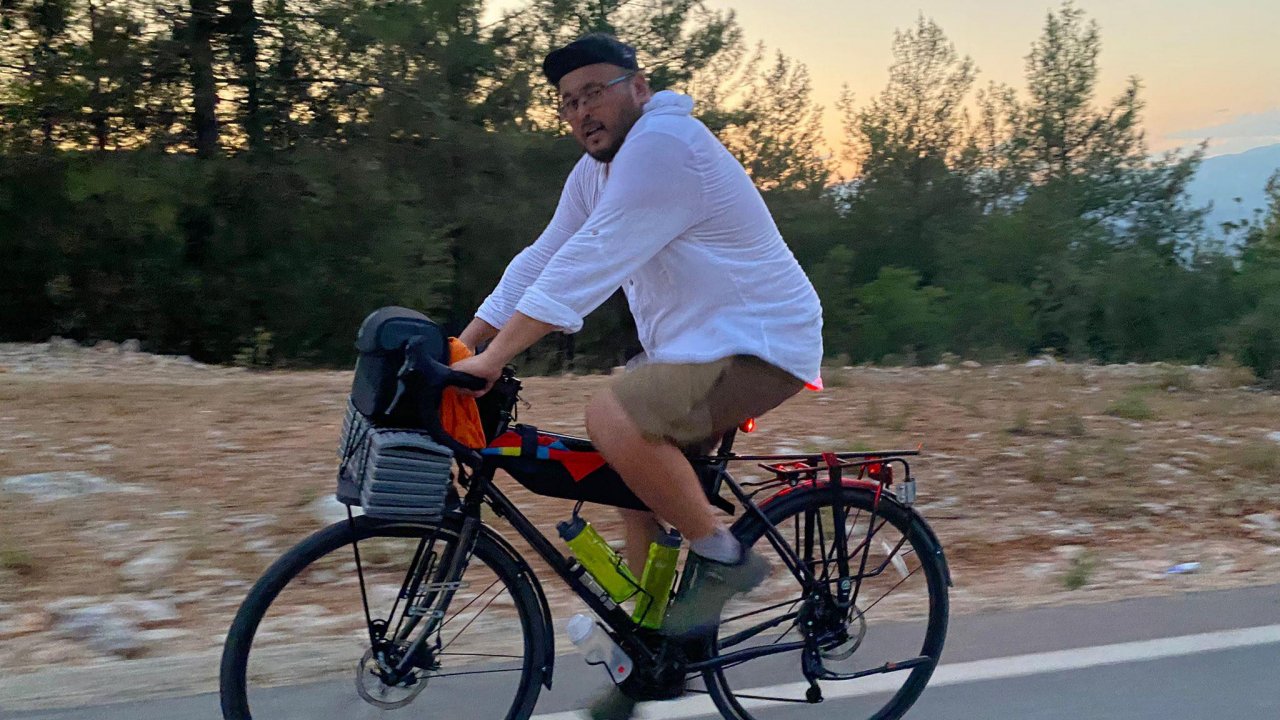 Kazak bisikletçi Fethiye'de