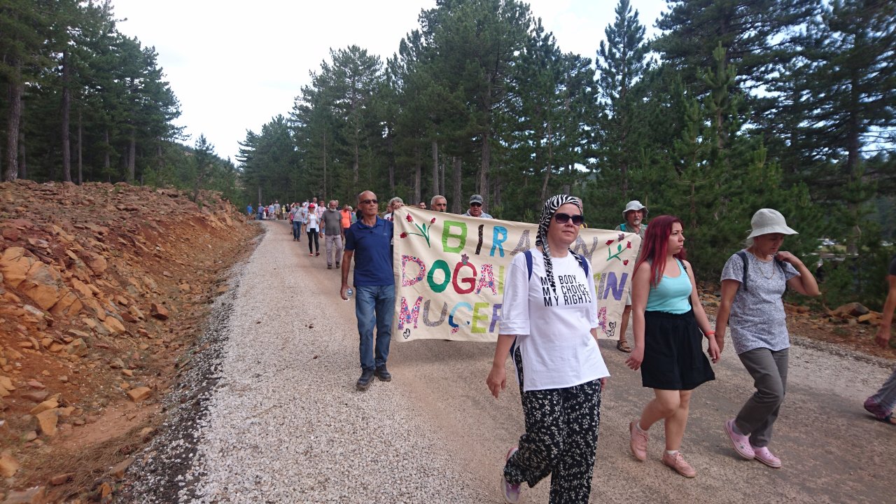 Sandras’ı Koruma Platformu:  “Bu dağlar maden şirketlerinin mi, tüm canlıların mı”