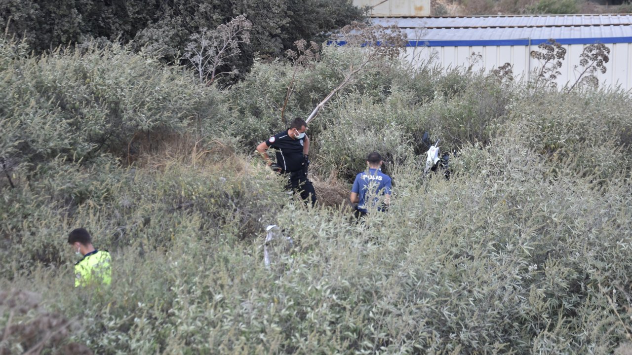 Bodrum'da dereye devrilen motosikletteki 2 kişi öldü