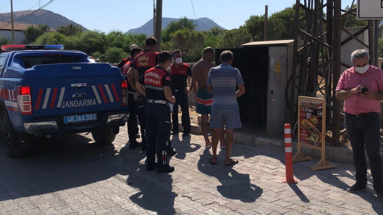 Palamutbükü'nde elektrik trafosu patladı