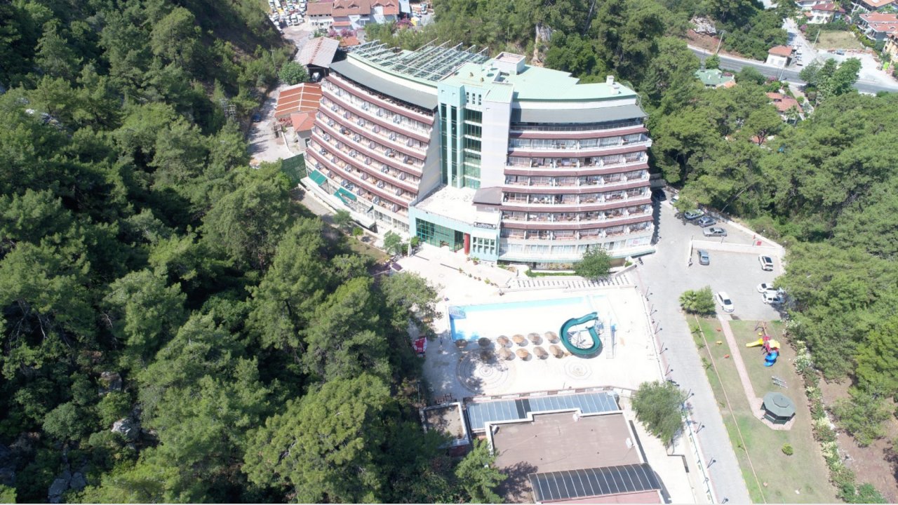 Uygulama Oteli mağdurlara yuva oldu