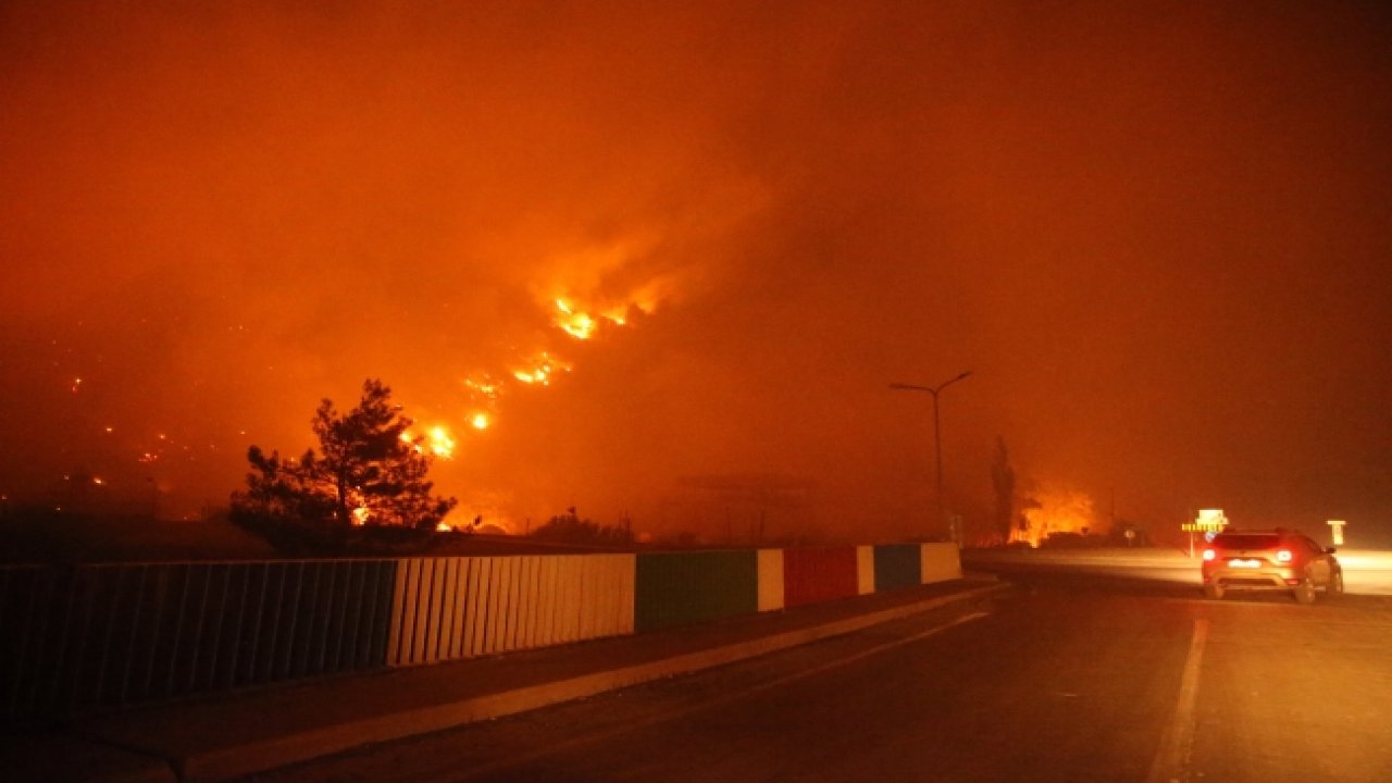 TERMİK SANTRALDEKİ YANGIN SÖNDÜRÜLDÜ