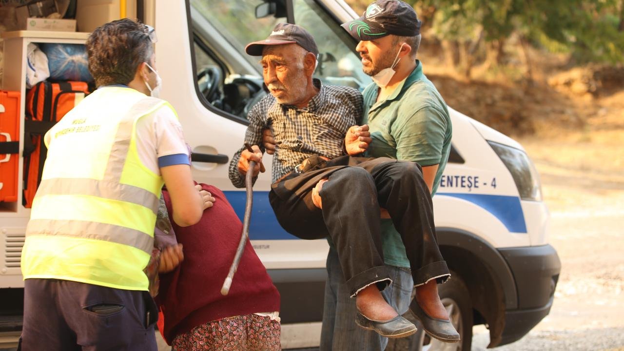 MİLAS'TA İKİ MAHALLE TAHLİYE EDİLDİ