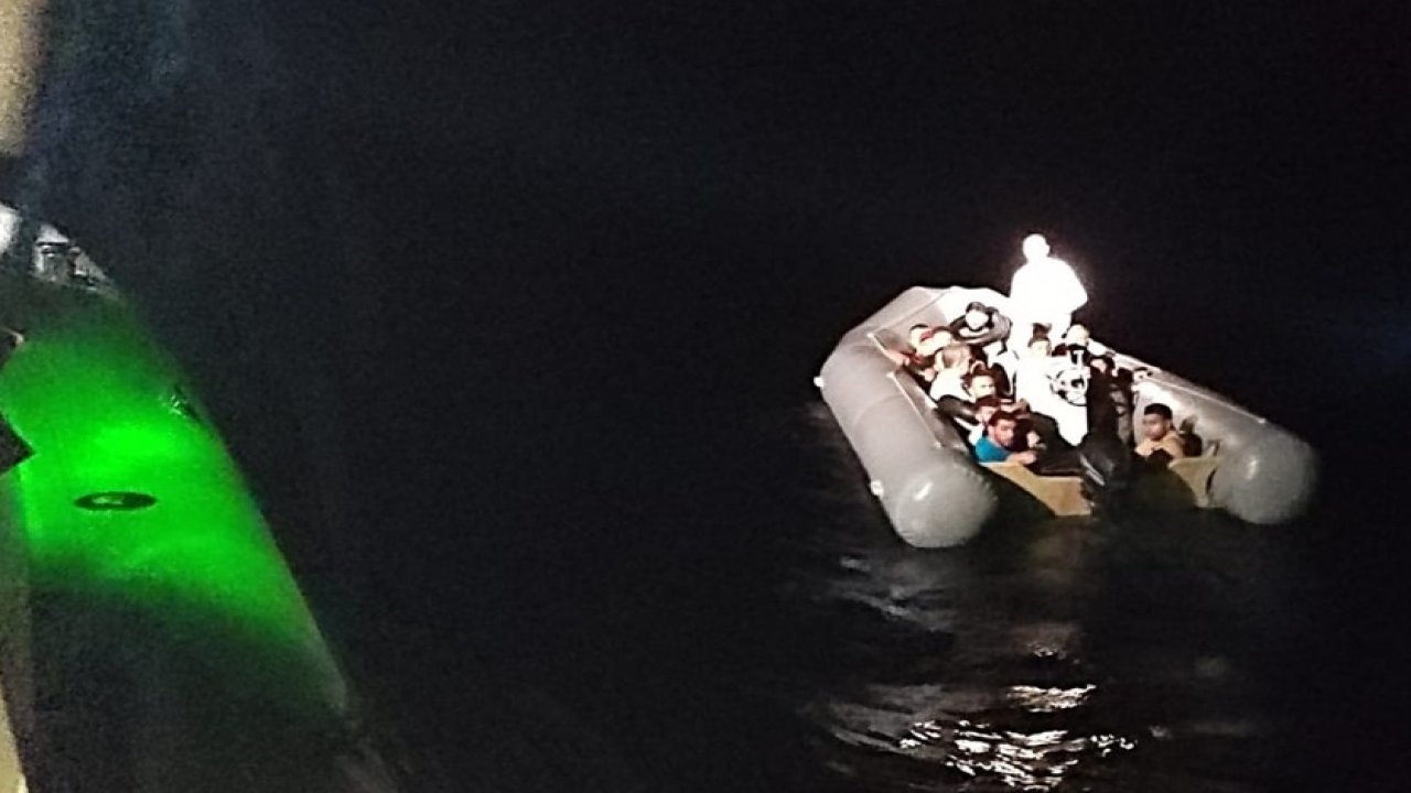 Dalaman açıklarında 17 sığınmacı yakalandı