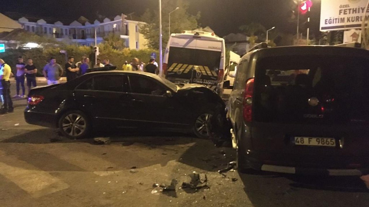 Fethiye’de zincirleme trafik kazası! 10 kişi yaralandı