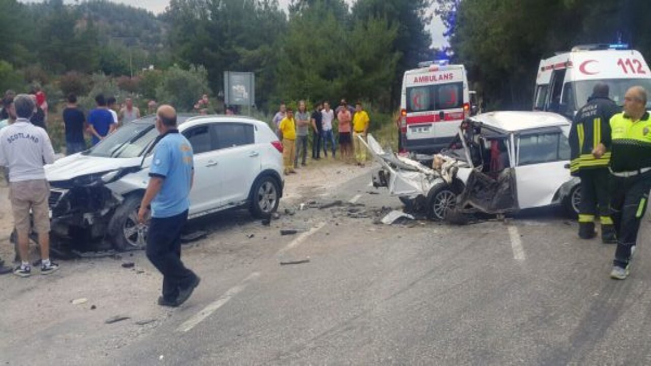 Milas'ta kaza; 4 yaralı