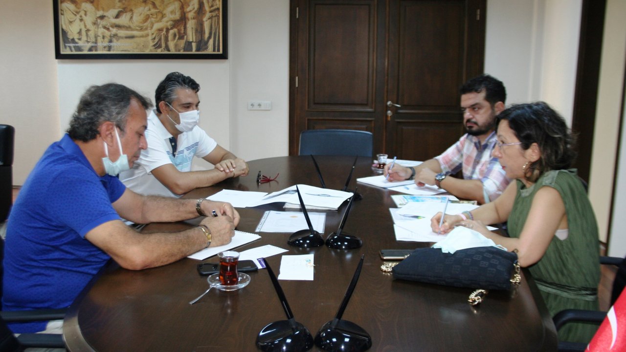 ZEYTİNYAĞININ SAĞLADIĞI EKONOMİK FAYDALAR İNCELENECEK