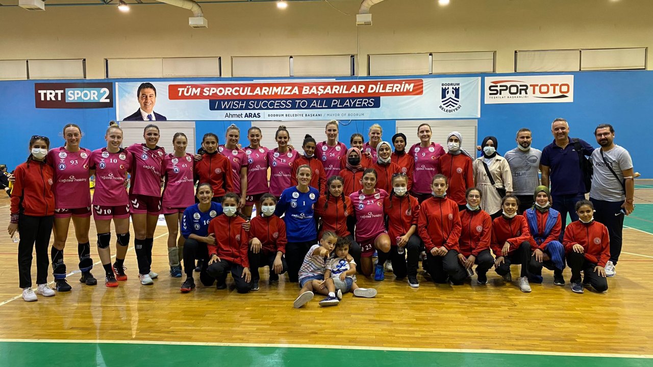 Güneşin Çocukları Hentbol Turnuvası'nı izlemeye geldi