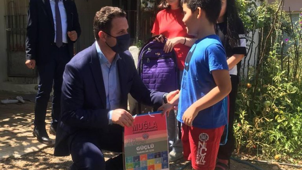 Afetzede öğrencilere kırtasiye yardımı