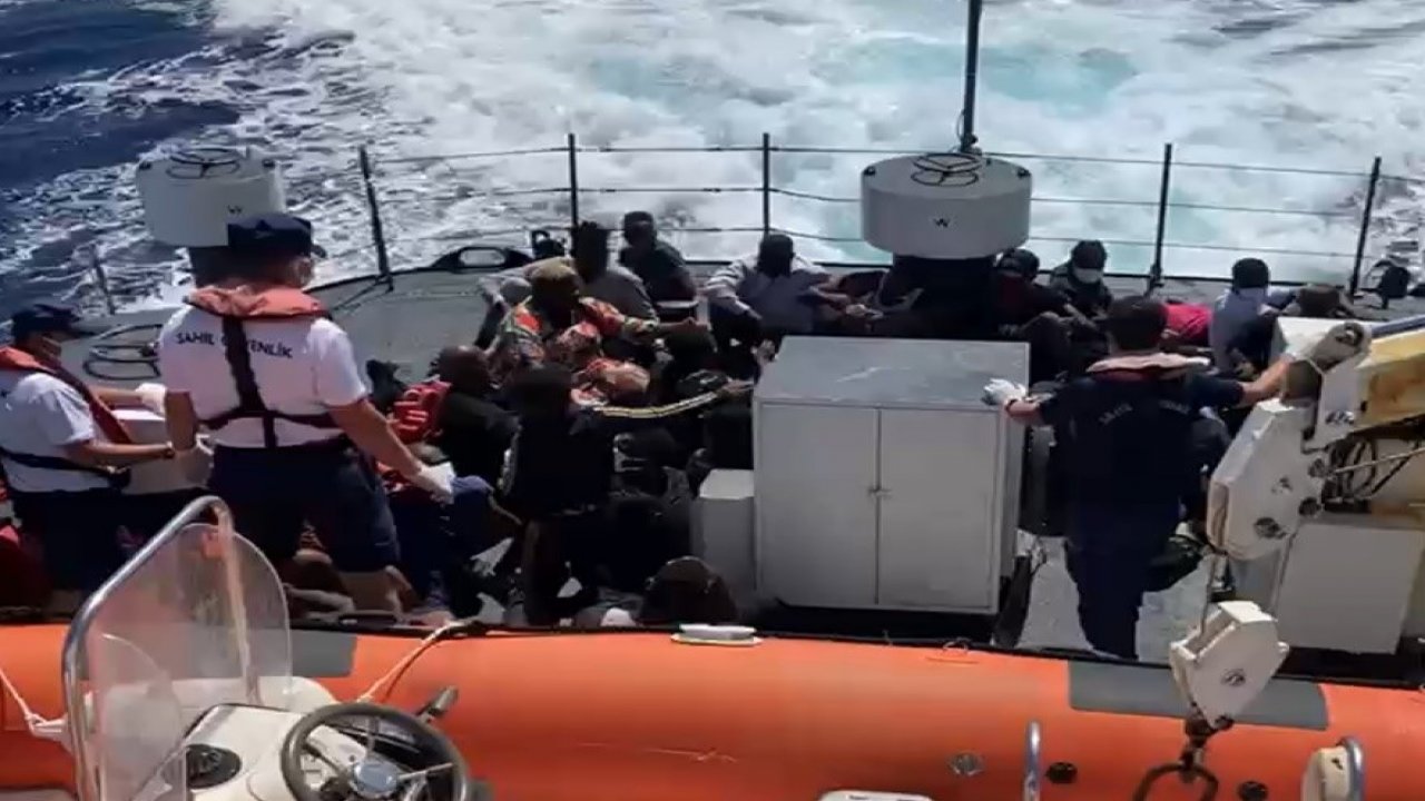 Marmaris’te 39 düzensiz göçmen kurtarıldı