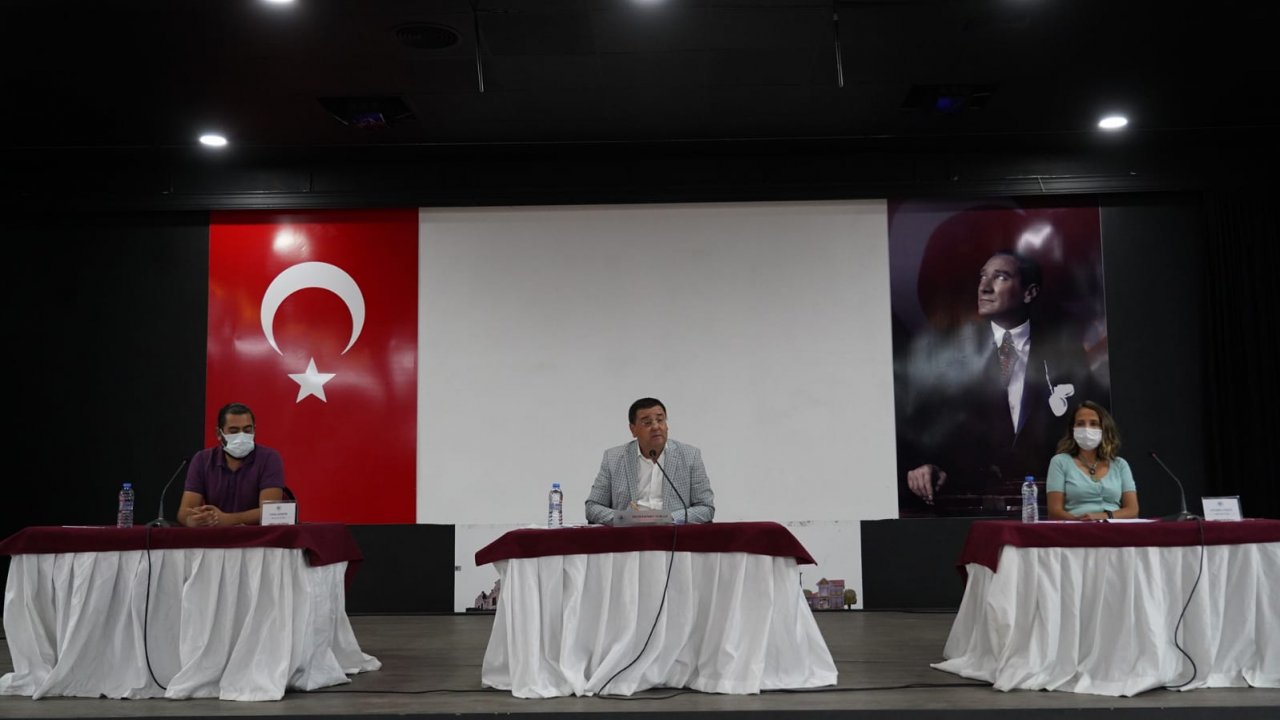 BAŞKAN TOKAT: “AĞAOĞLU’NUN PROJESİYLE İLGİLİ DAVA AÇABİLİRİZ”