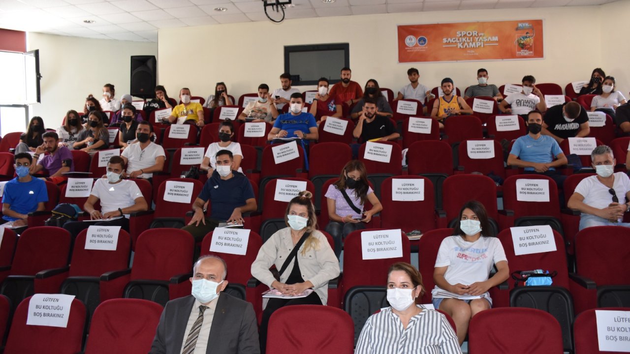 HOKEY ANTRENÖRLÜK KURSU BAŞLADI