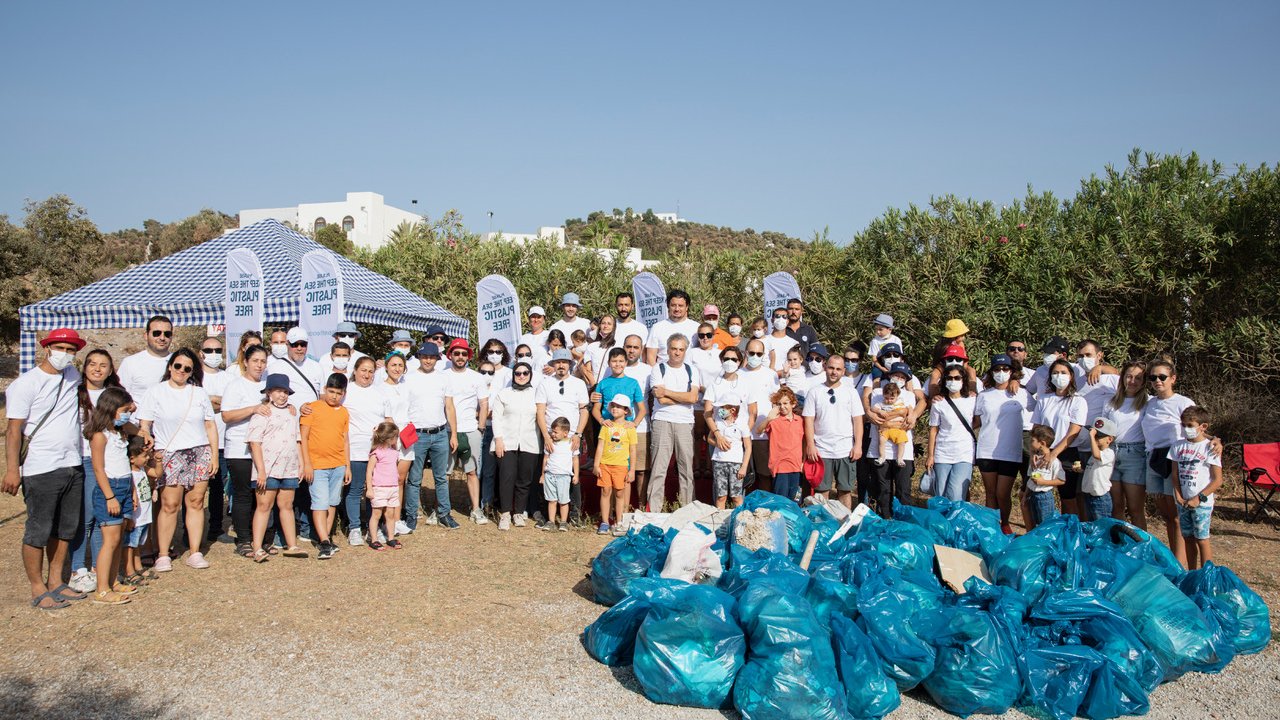 KIYI TEMİZLEME ETKİNLİĞİ GERÇEKLEŞTİRİLDİ