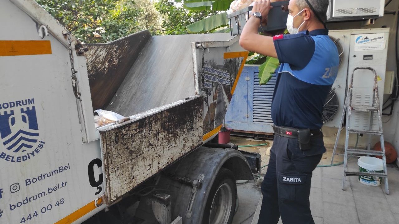 408 PAKET HAMBURGER EKMEĞİNE EL KONULDU