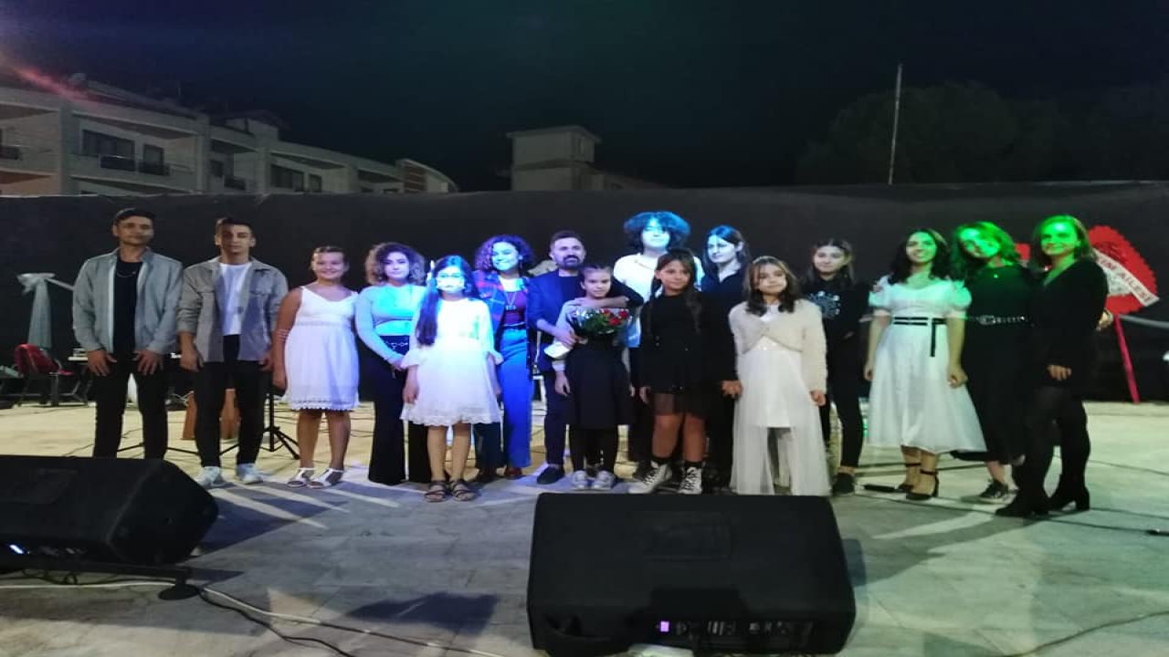 KURSİYERLERDEN MÜZİK ZİYAFETİ