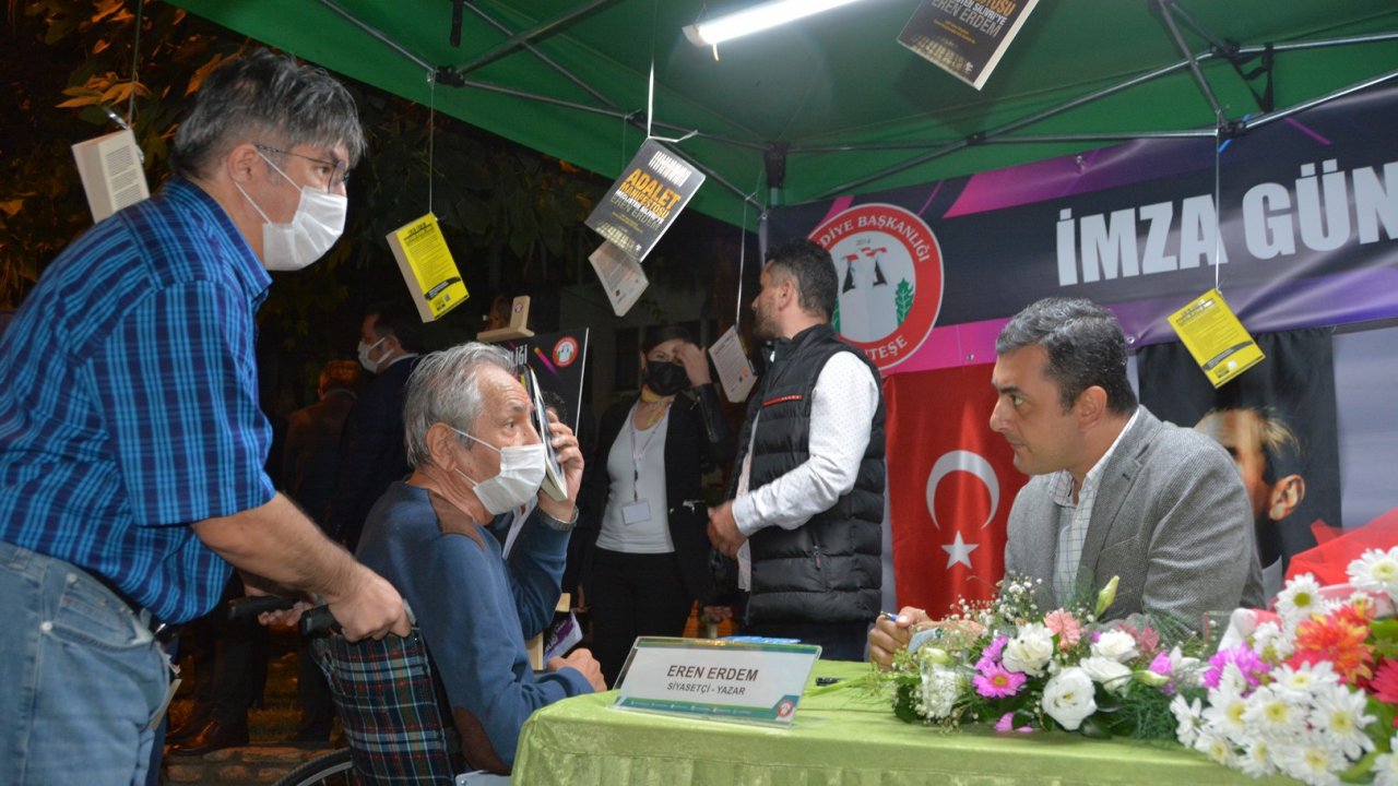 EREN ERDEM OKURLARIYLA BULUŞTU