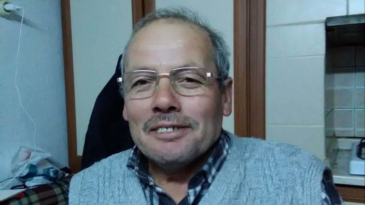 EMEKLİ İMAM EVİNİN DAMINDA KENDİNİ ASTI