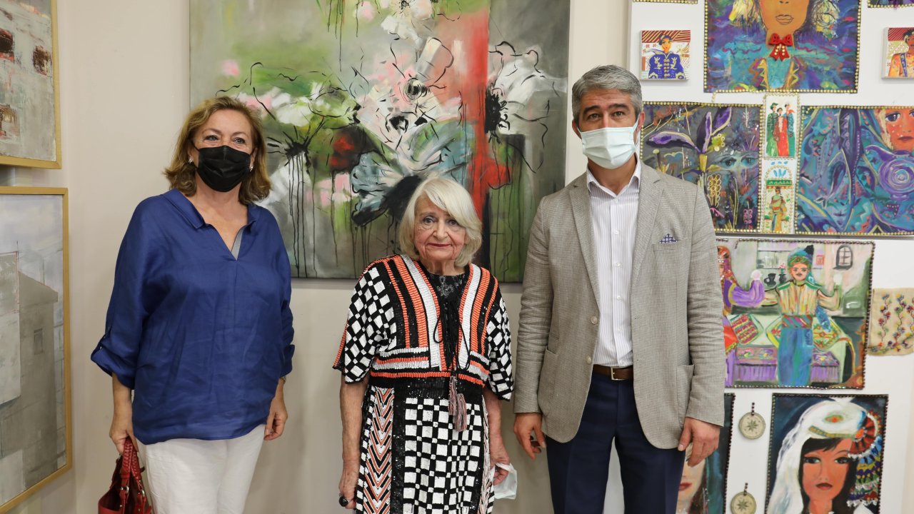 EKİM GEÇİDİ SERGİSİ TEKRAR KAPILARINI AÇTI