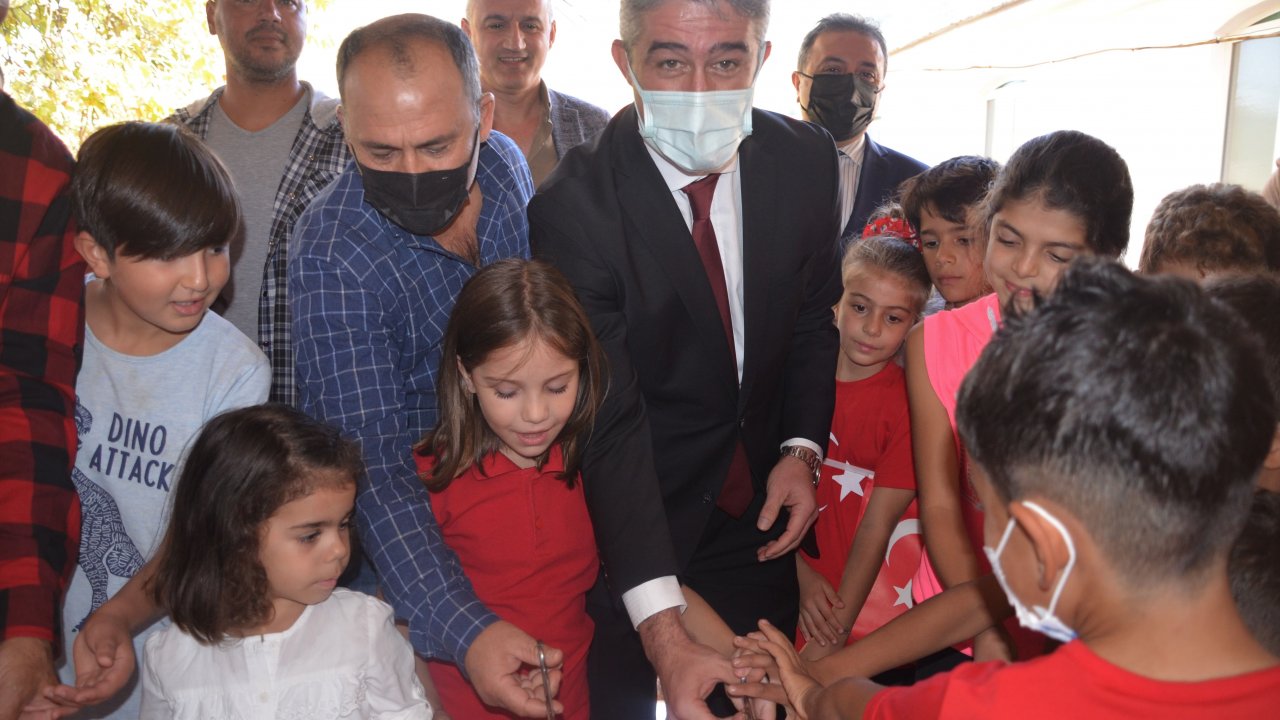 29 EKİM'İN HEDİYESİ KÜTÜPHANE OLDU