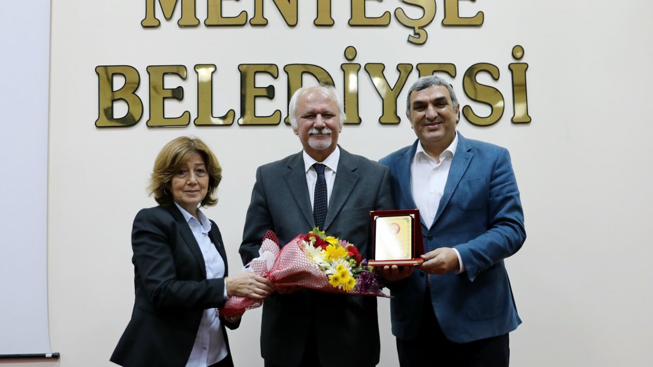 “CUMHURİYET BİR AYDINLANMA DEVRİMİDİR”