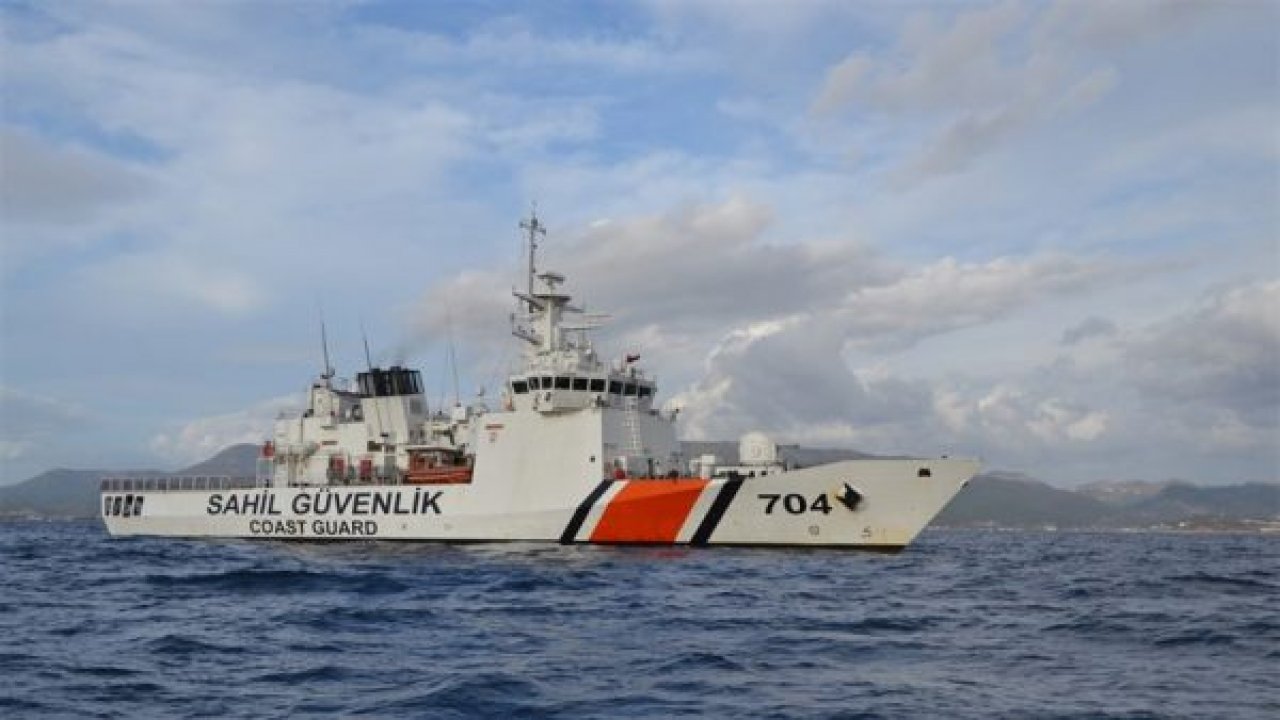 SAHİL GÜVENLİK'TEN '400 DÜZENSİZ GÖÇMEN' AÇIKLAMASI