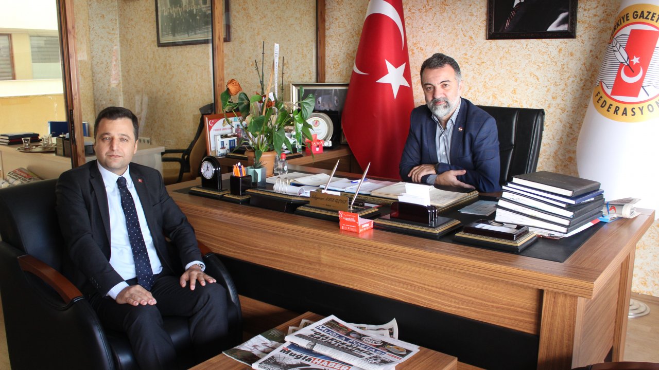 İL MÜDÜRÜ TOPRAKÇI’DAN BAŞKAN AKBULUT’A ZİYARET