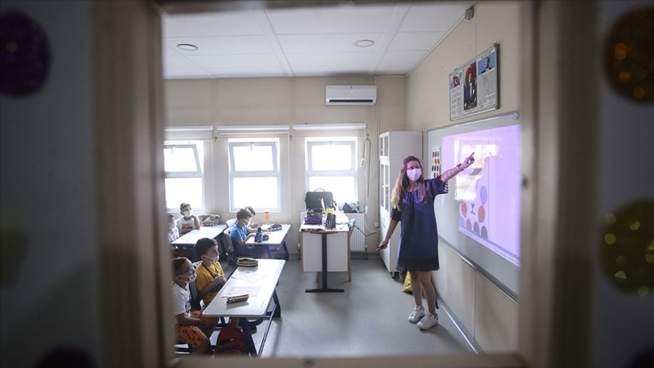 ARA TATİL İÇİN SON DERS ZİLİ YARIN ÇALACAK