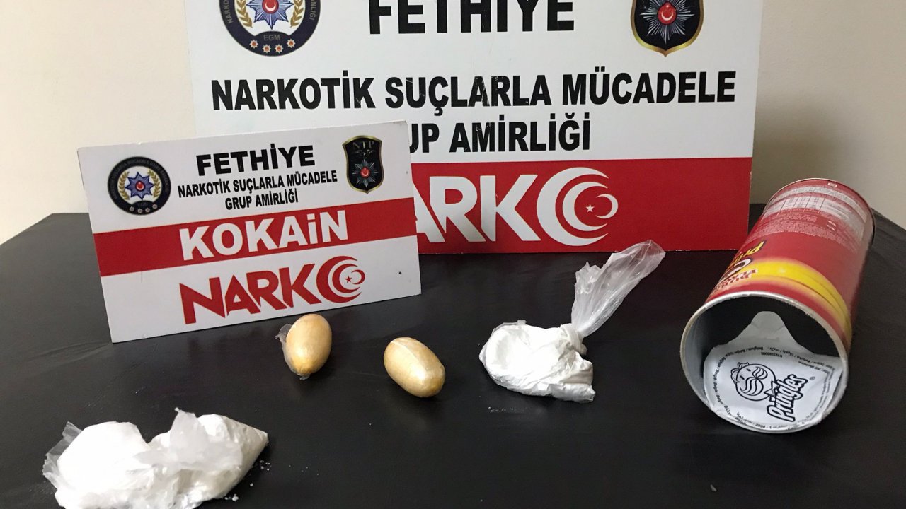 UYUŞTURUCU OPERASYONUNDA 2 ZANLI TUTUKLANDI