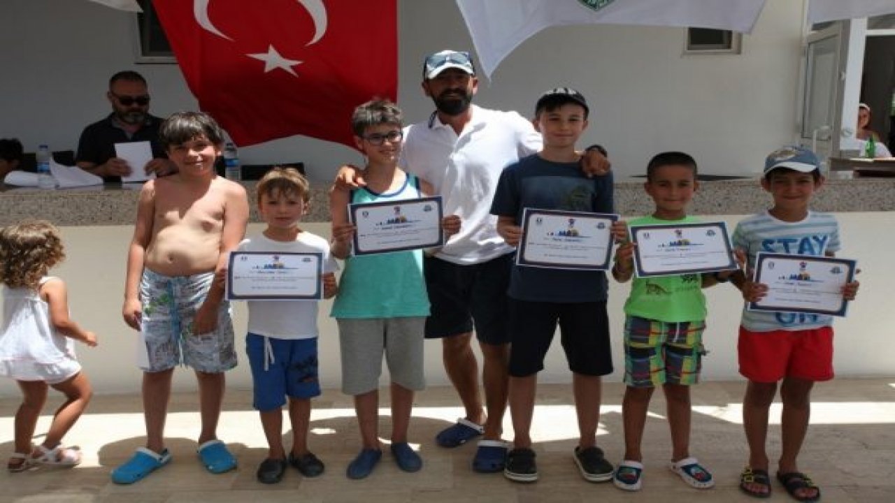 Minik Yelkencilerin Sertifika Heyecanı