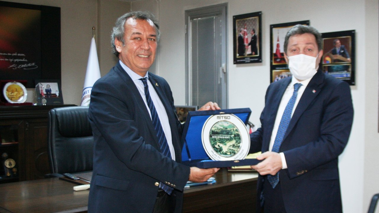 VALİ TAVLI MİTSO'DA