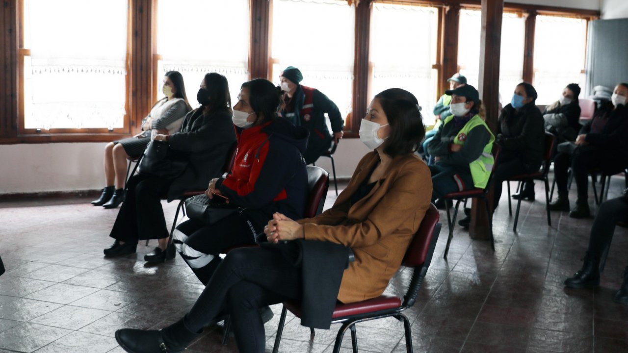 MENTEŞE BELEDİYESİNDEN 25 KASIM’DA KADIN PERSONELE ANLAMLI EĞİTİM