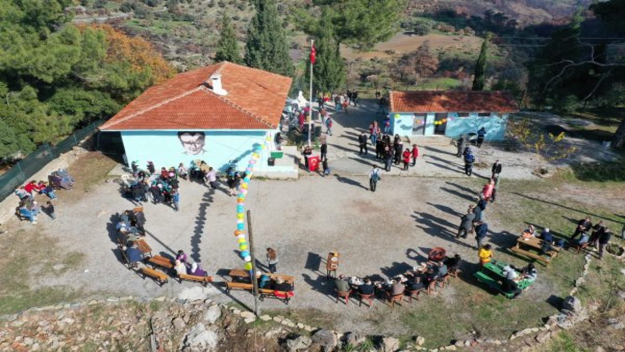 OKUL ONARIMINA GÖNÜLLÜLER DESTEK VERDİ