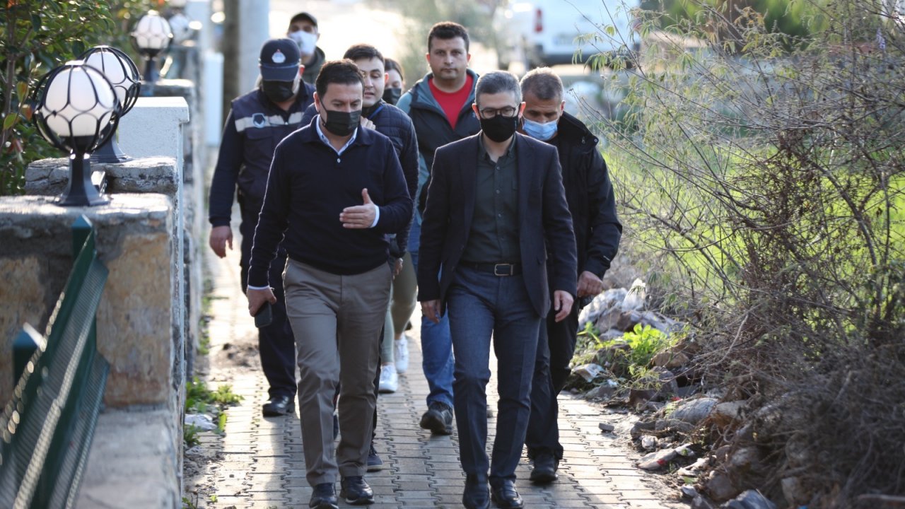 KAYMAKAM BAYAR VE BAŞKAN ARAS KARAOVA’DA ÇALIŞMALARI YERİNDE İNCELEDİ