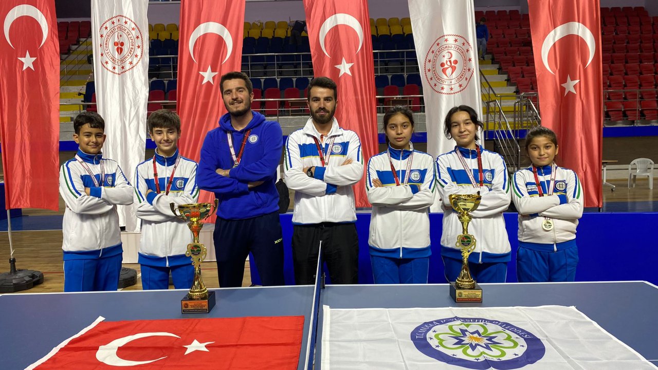 MASA TENİS TAKIMI EGE BÖLGE ŞAMPİYONU OLDU